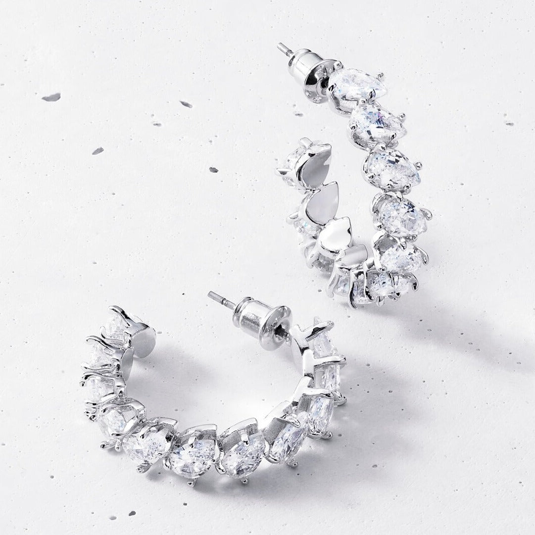 Stilla Hoop Earrings