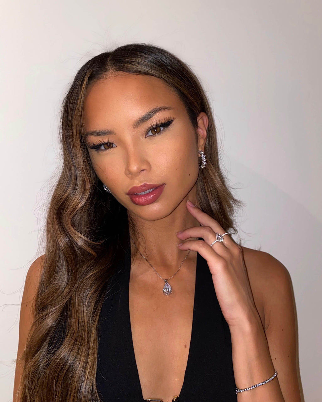 Stilla Hoop Earrings