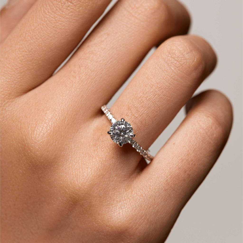 Pavé Alis Ring