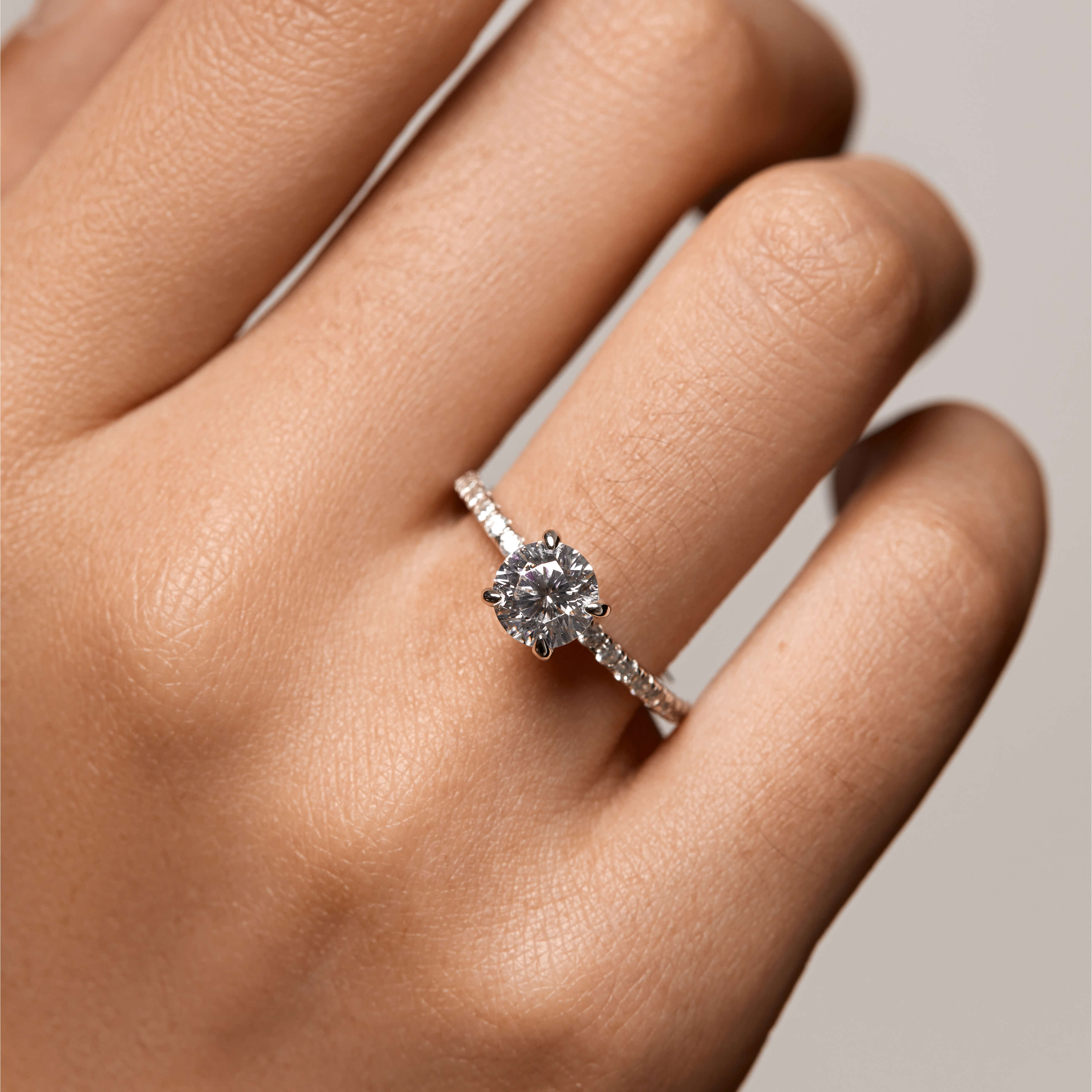 Pavé Alis Ring