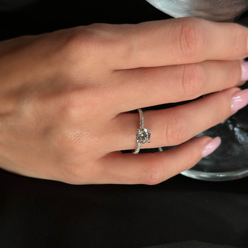 Pavé Alis Ring