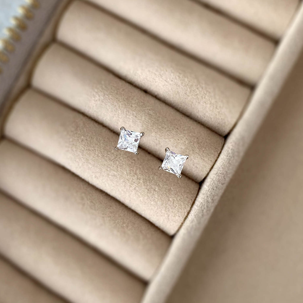 Dainty Square Stud Earrings