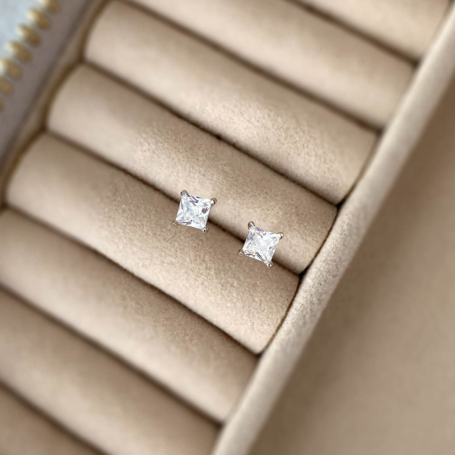 Dainty Square Stud Earrings